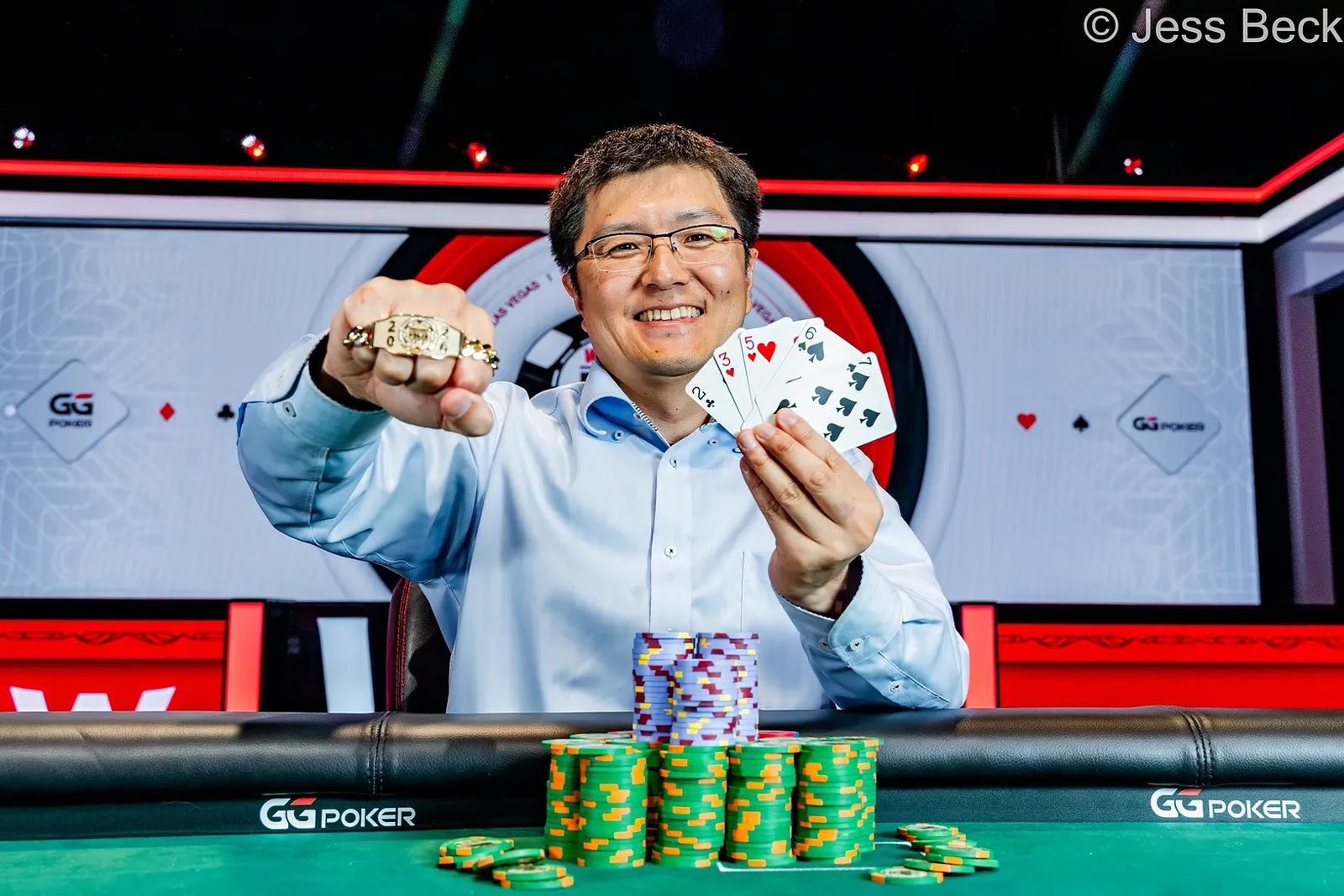 WSOPでブレスレットを獲得した木原直哉